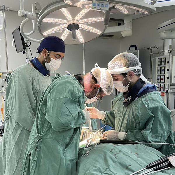 Cirurgia de coluna no Hospital Nossa Senhora de Fátima